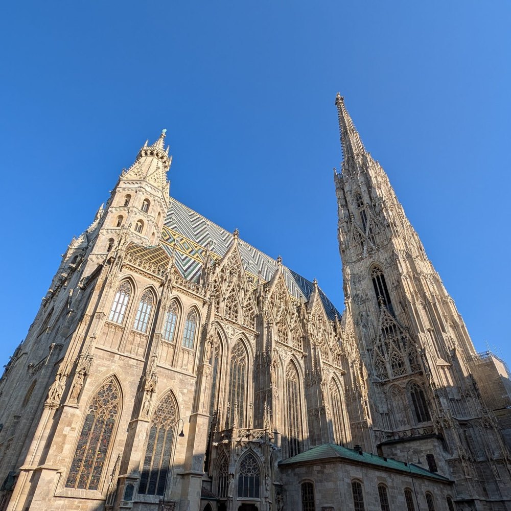Public Sector and Friends in Wien